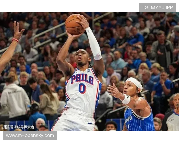 76人客场战开拓者:恩比德内线牵制,马克西提速冲阵 76人客场战开拓者:恩比德内线牵制,马克西提速冲阵